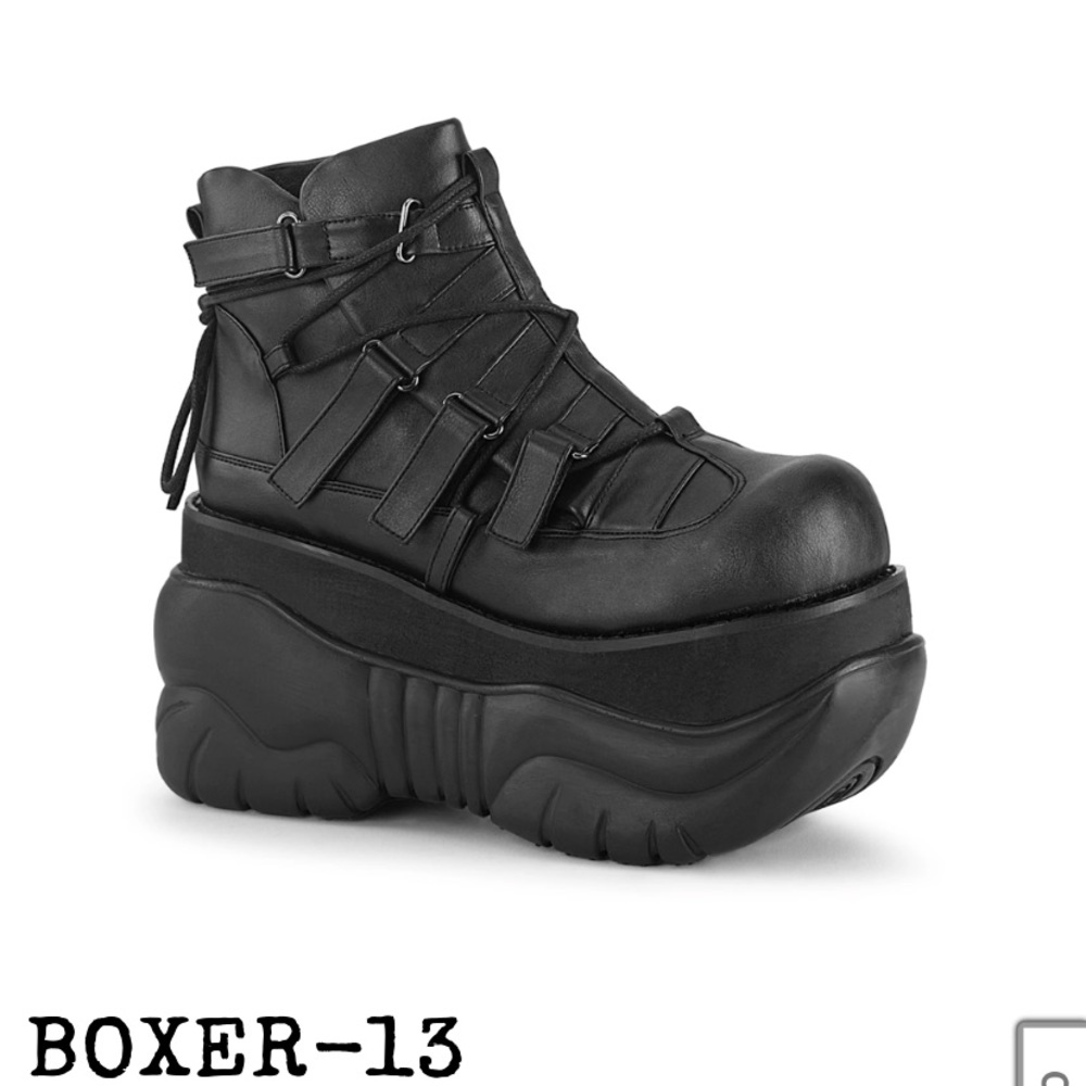 Boxer-13 Demonia Leather Platform Boots